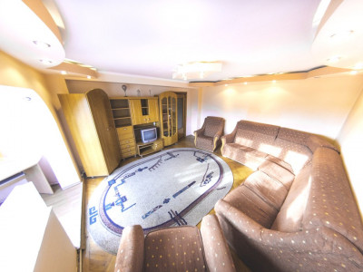 Apartament 3 camere, 90mp utili zona Rolast- Comision 0%